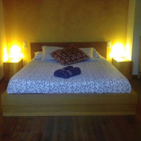 Apartamentos Saltarel-Lo Besalú Extérieur photo