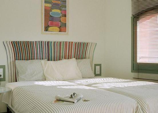 Apartamentos Saltarel-Lo Besalú Chambre photo
